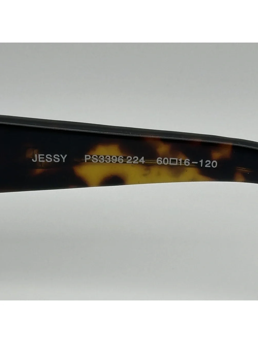 Fossil Jessy Women's Tortoise Shell Sunglasses with Gradient Lenses